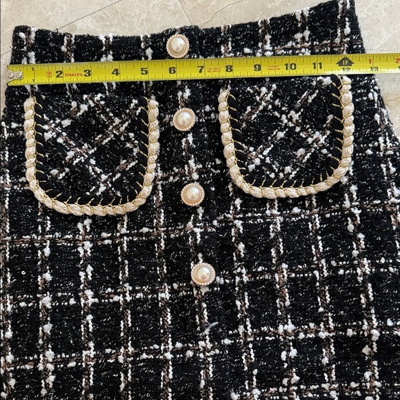 Black and White Tweed Skirt - Picture 7 of 7